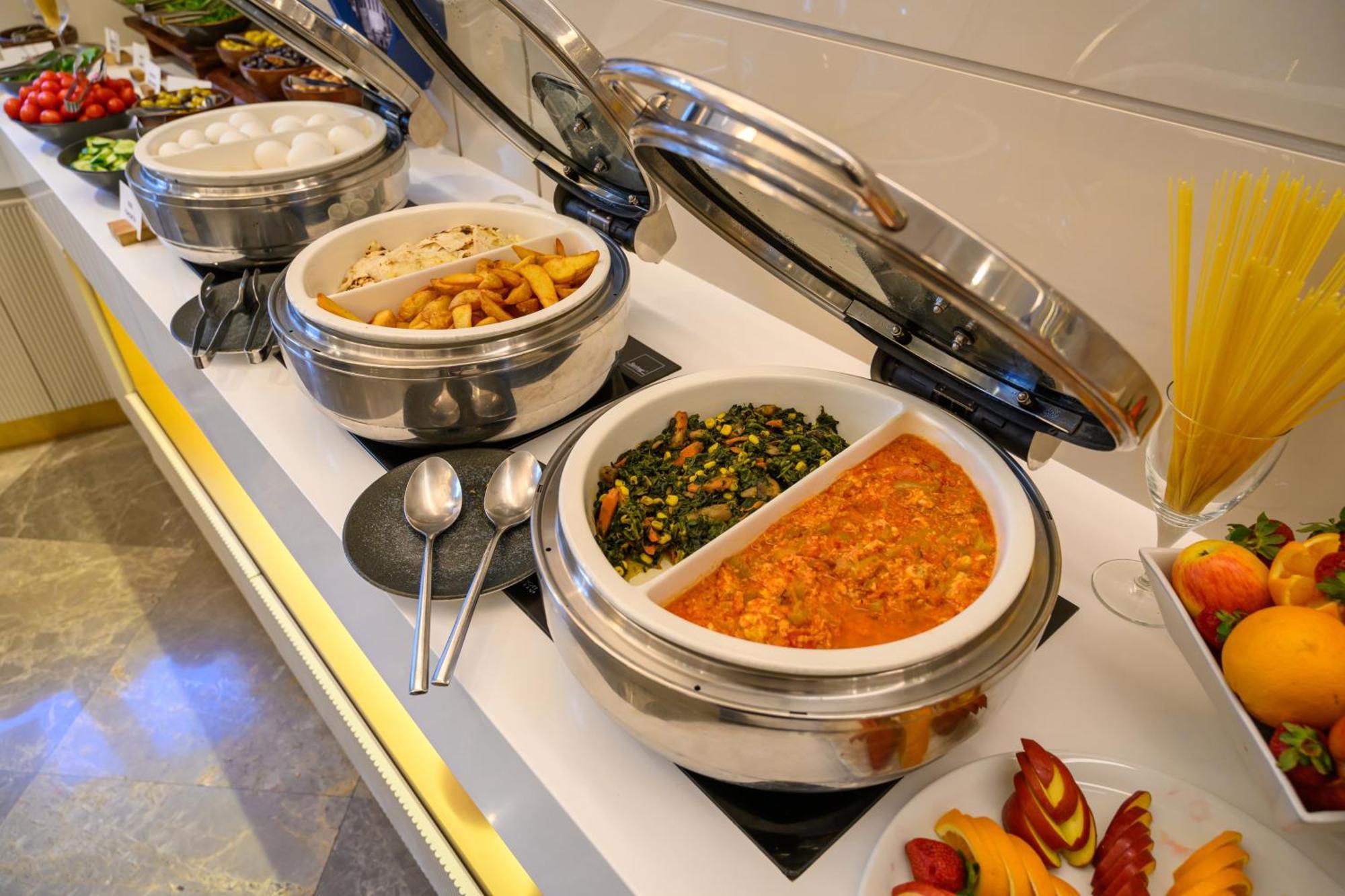Four Points Flex By Sheraton Istanbul Taksim Square Zewnętrze zdjęcie