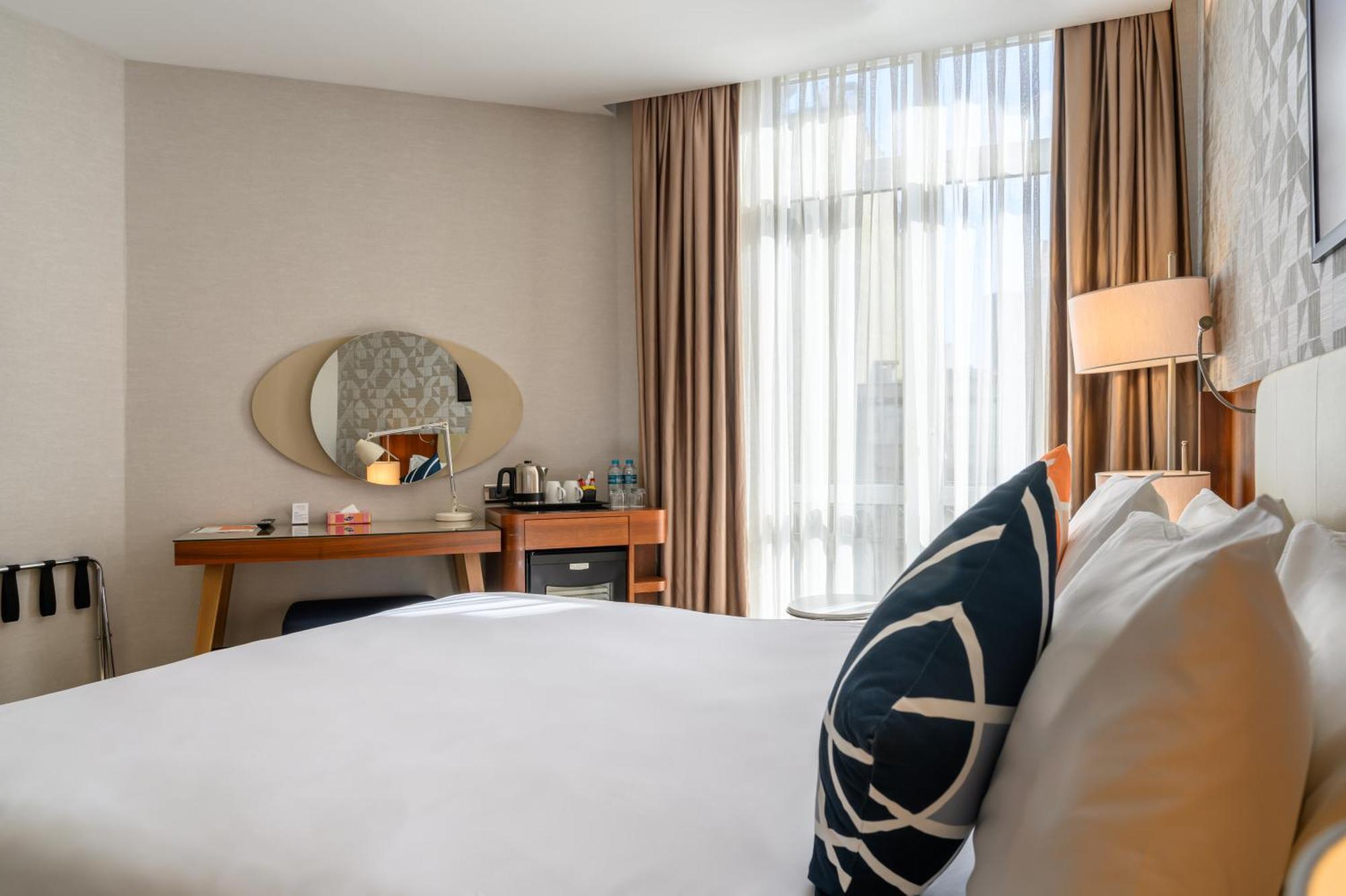 Four Points Flex By Sheraton Istanbul Taksim Square Zewnętrze zdjęcie