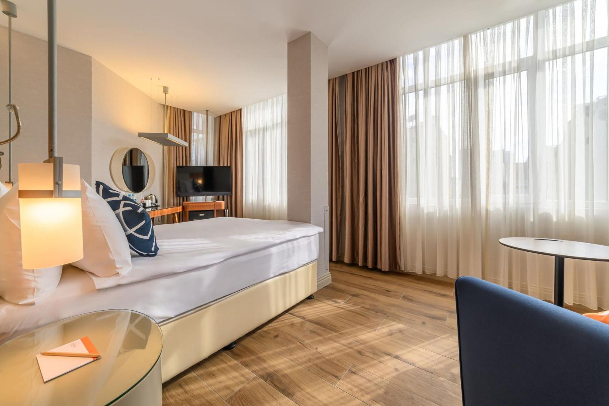 Four Points Flex By Sheraton Istanbul Taksim Square Zewnętrze zdjęcie
