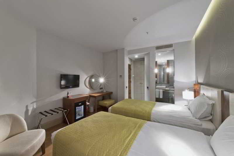 Four Points Flex By Sheraton Istanbul Taksim Square Zewnętrze zdjęcie